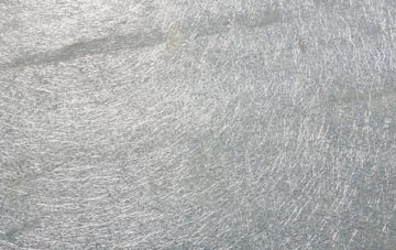 Yalding laminate fibreglass or shingles?